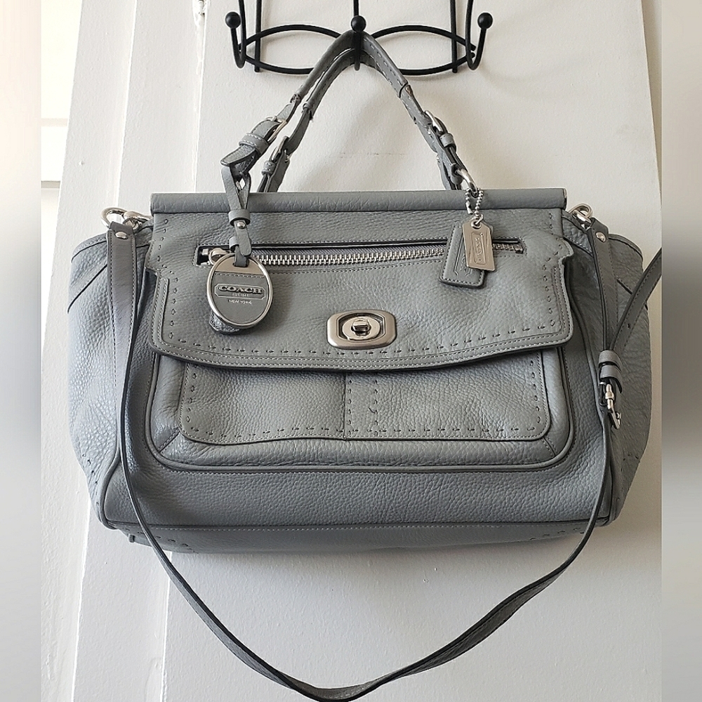 Coach Pinnacle Louisa Gray Pebbled Leather Shoulder Hand Crossbody Bag